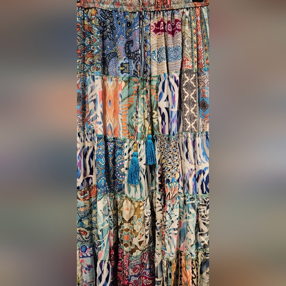 India Boutique Lightweight Flowy Tiered Skirt Bohemian Medium - Picture 2 of 4